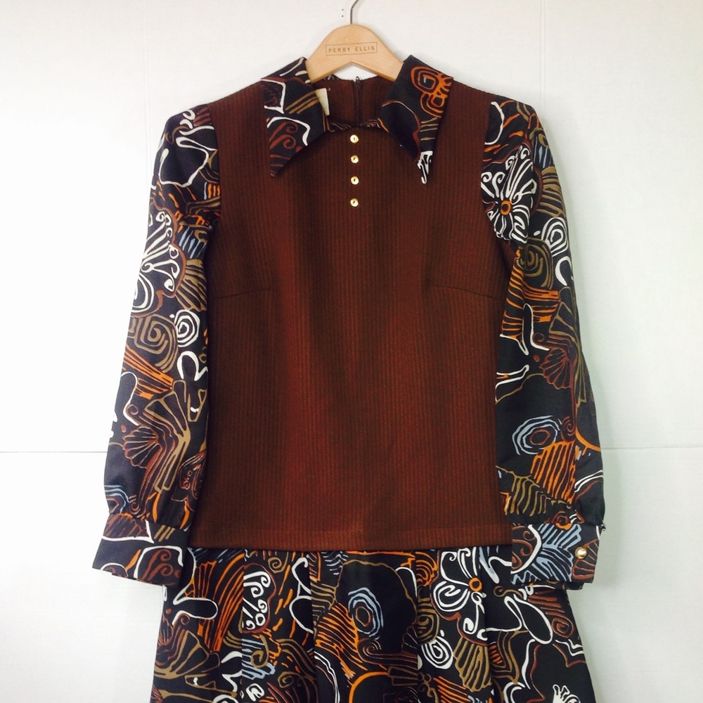 Vintage Brown Abstract Pleated Dress Laiglon Knit
